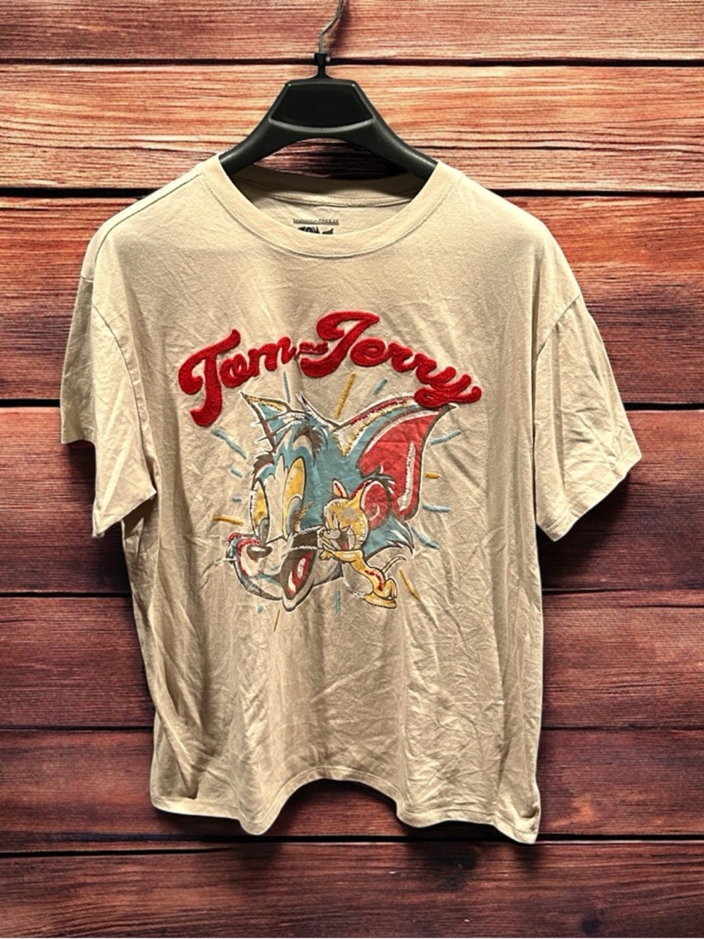 Tom and Jerry Beige Embroidered Stitched Graphic T Shirt Unisex Size 2X